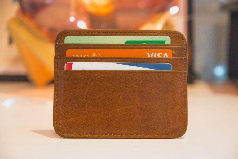 Smart Borrowing: How to Use Revolving Credit Responsibly