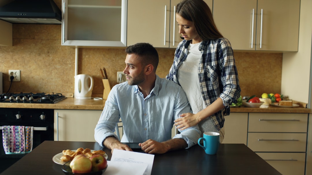 Budgeting & Saving: A Practical Plan to Take Control of Your Money